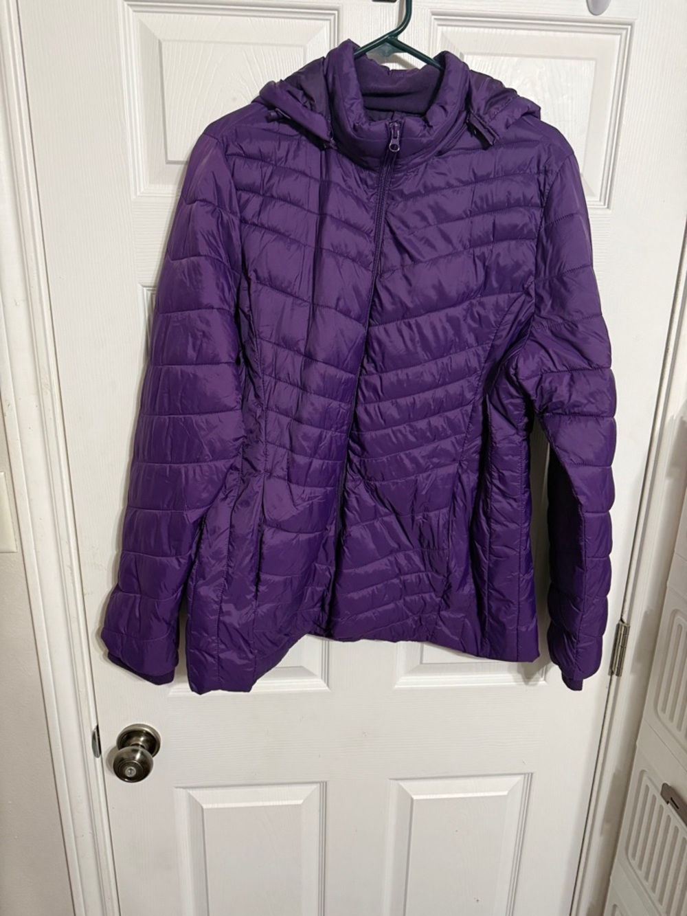 Xersion Women's Hooded Quilted Puffer Jacket in Purple